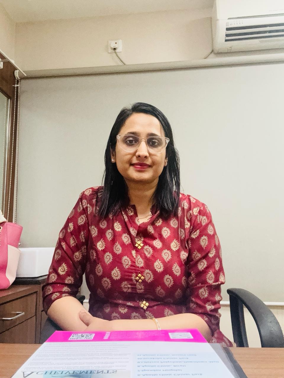 Dr. Kriti Agarwal Best Gynecologist Obstetricians in Kolkata