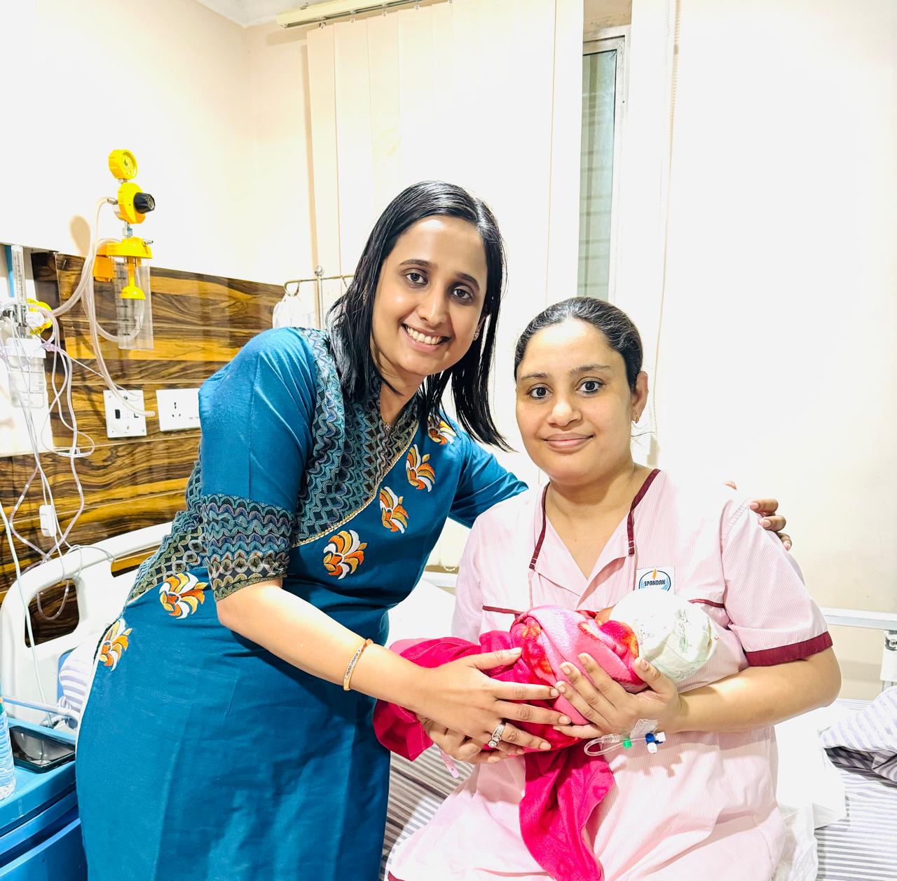 Dr. Kriti Agarwal Best Gynecologist Obstetricians in Kolkata